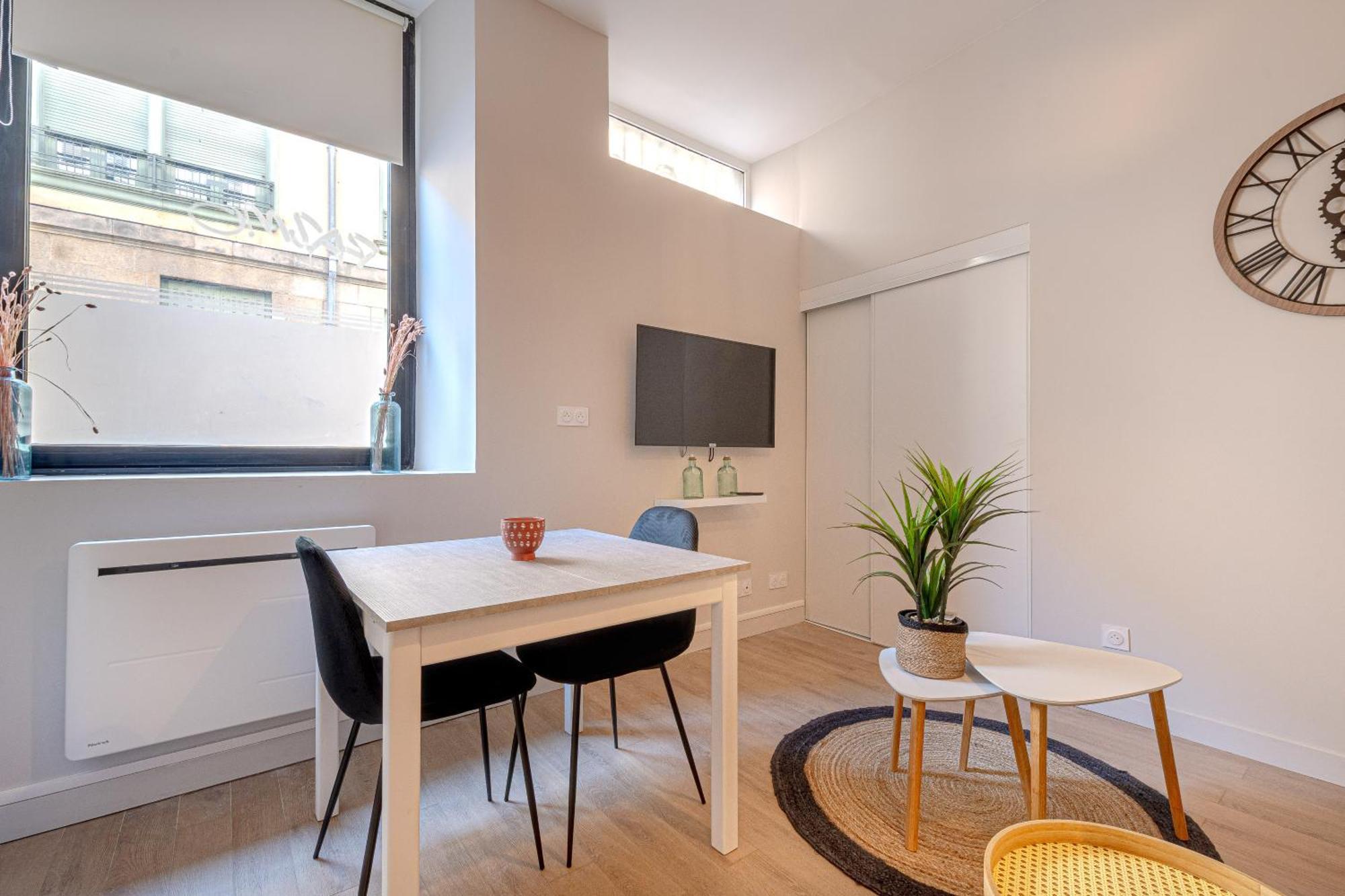 Le Leger 1900 Apartment
